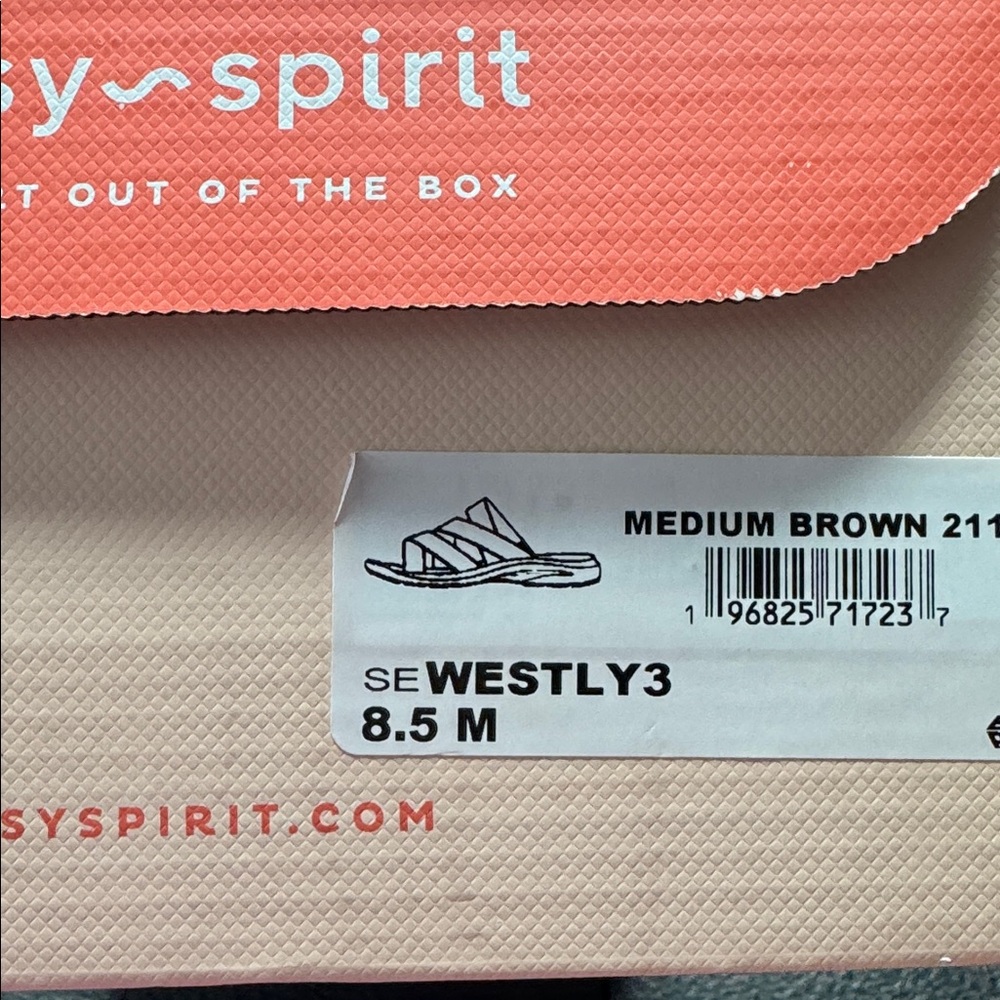 Easy Spirit
Women's Westly Strappy Slip-On Sandals - Picture 7 of 7